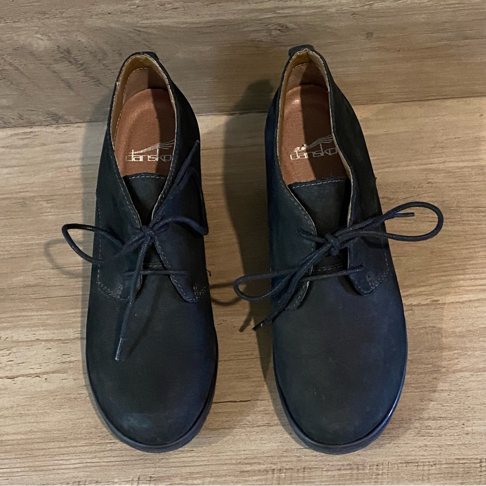 DANSKO Cadee Oxford Wedge Bootie Sz 36 US SZ 6 Black Nubuck Very Good Condition